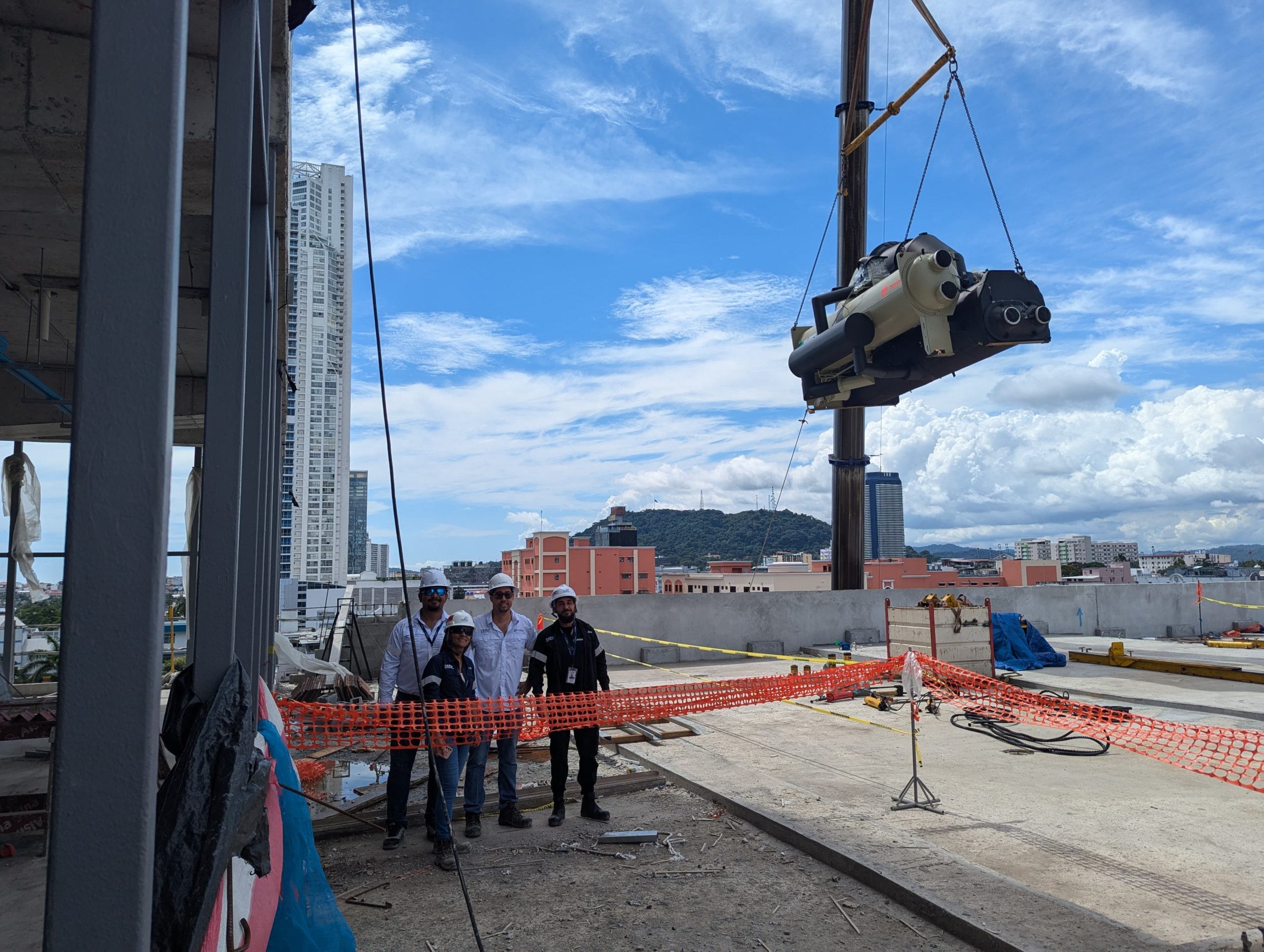 Instalación de sistemas HVAC y chillers en el Nuevo Hospital del Niño en Panamá