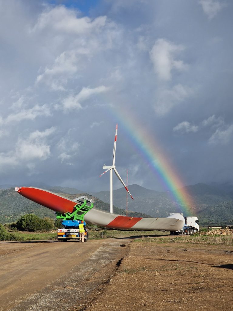 Montaje e instalación de los Parques Eólicos de Villacidro y Musei