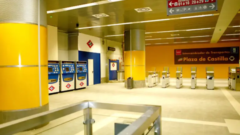 Servicios integrados de mantenimiento de edificios e instalaciones en las Estaciones Intermodales Avenida de América y Plaza Castilla